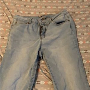 🟢 5/$20 Light Blue Jeans